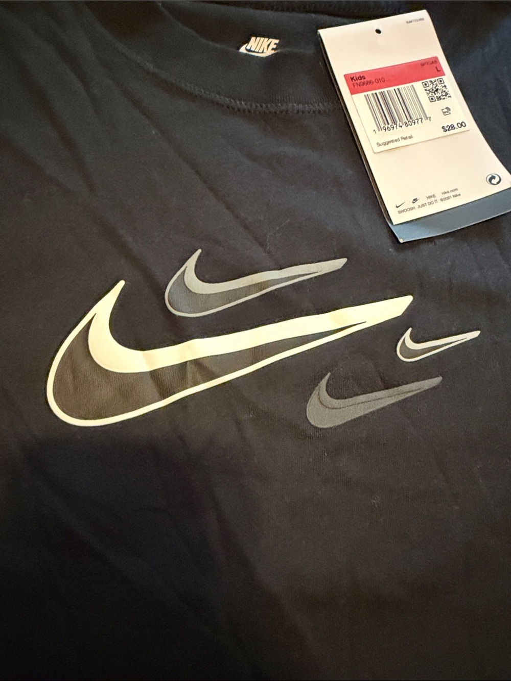 Nike Black Short Sleeve Tee - Picture 3 of 5